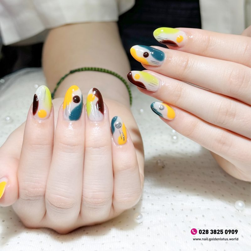 NAIL STYLE TUẦN NÀY: PASTEL DỊU DÀNG HAY NEON NỔI BẬT 2